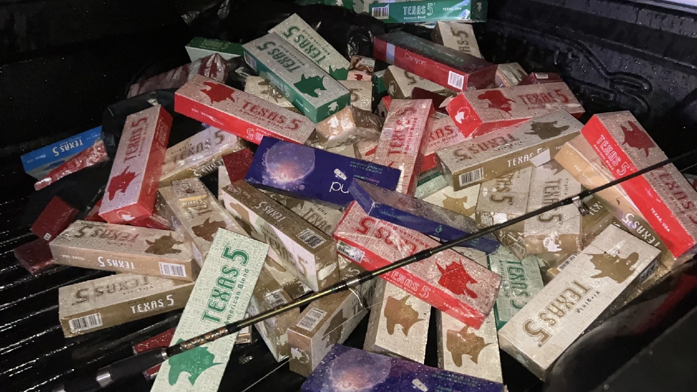 ให้ออกจากราชการ ส.ต.อ.ฉาว ใช้รถตราโล่ ขนบุหรี่เถื่อน