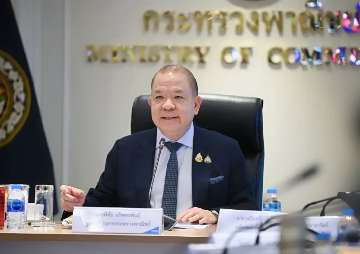 'พิชัย' เร่งขับเคลื่อนงานพาณิชย์ 8 เรื่องด่วน ดันเศรษฐกิจโต