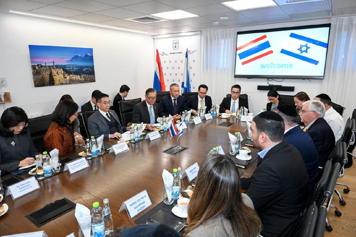 รมว.กต.เข้าพบประธานาธิบดีอิสราเอล ขอช่วยตัวประกันไทยอีก 1 คน