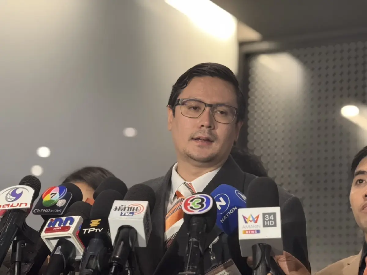  นายรังสิมันต์ โรม ประธานกรรมาธิการความมั่นคงแห่งรัฐ กิจการชายแดนไทย ยุทธศาสตร์ชาติและการปฏิรูปประเทศ 