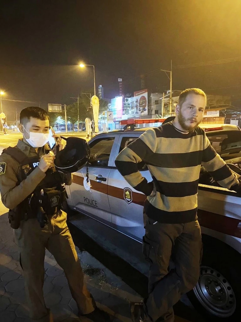 ทะเลอยู่ไหน! หนุ่มฝรั่งเศสจะไป "เกาะเต่า" คนขับพาไป "ดอยเต่า" แทน