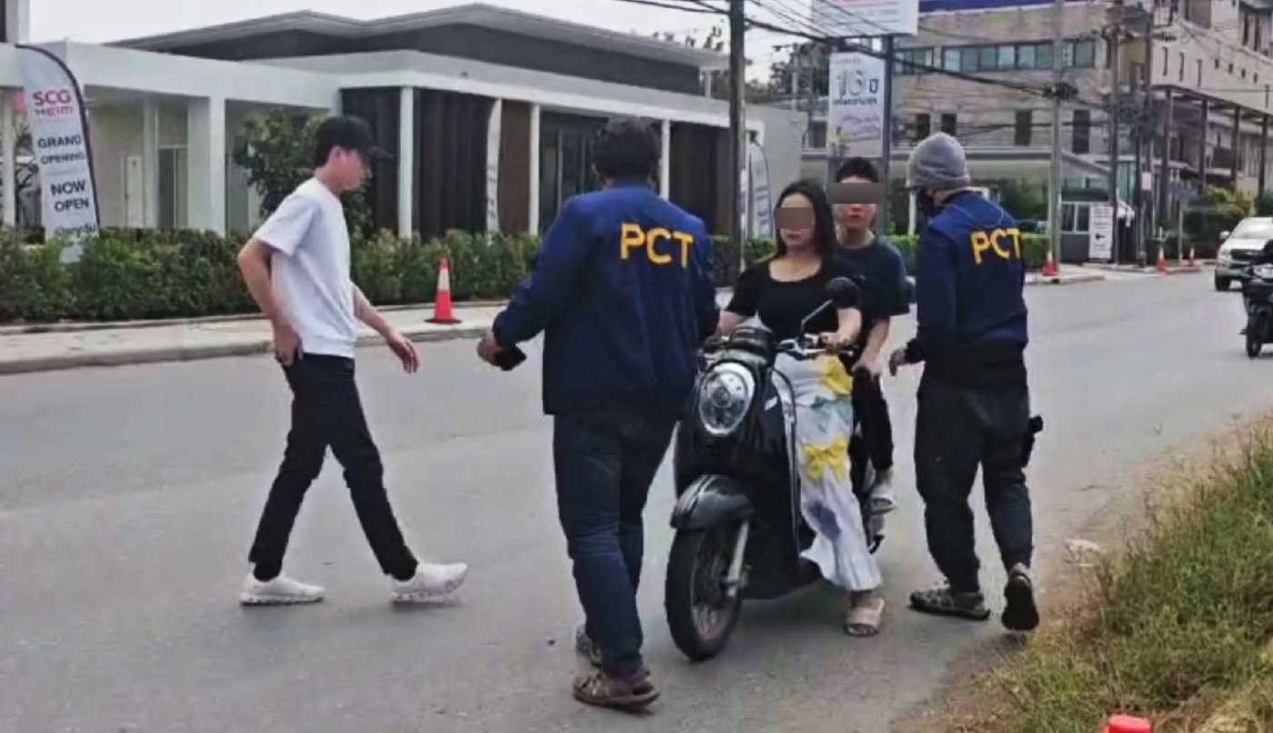 รวบบอสทอมหล่อ "ฟีลแฟนสแกมเมอร์" ระดับหัวหน้า พร้อมแฟนสาวอดีตครู