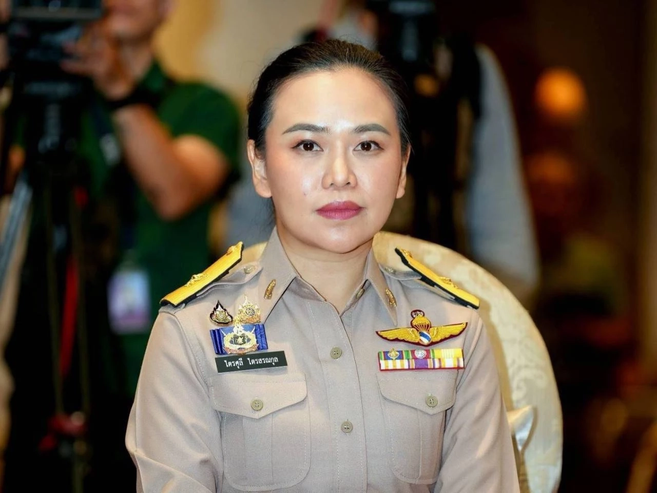 "น.ส.ไตรศุลี ไตรสรณกุล"เลขานุการ รมว.มหาดไทยและโฆษกกระทรวงมหาดไทย