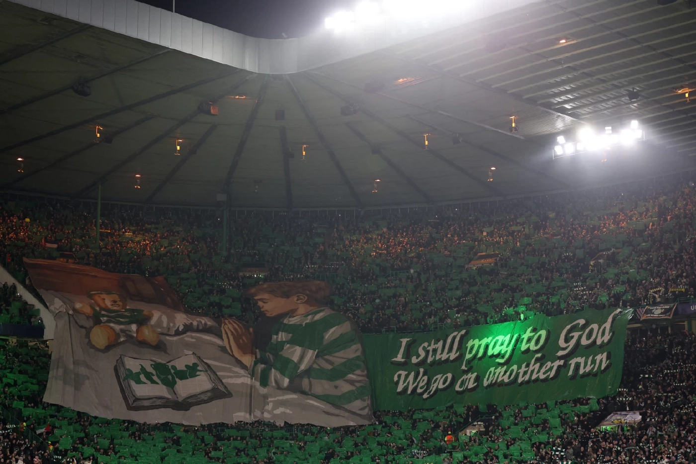 เก็บตก UCL เพลย์ออฟ "บาเยิร์น" คว้าชัยสุดหืด "มิลาน" พ่าย