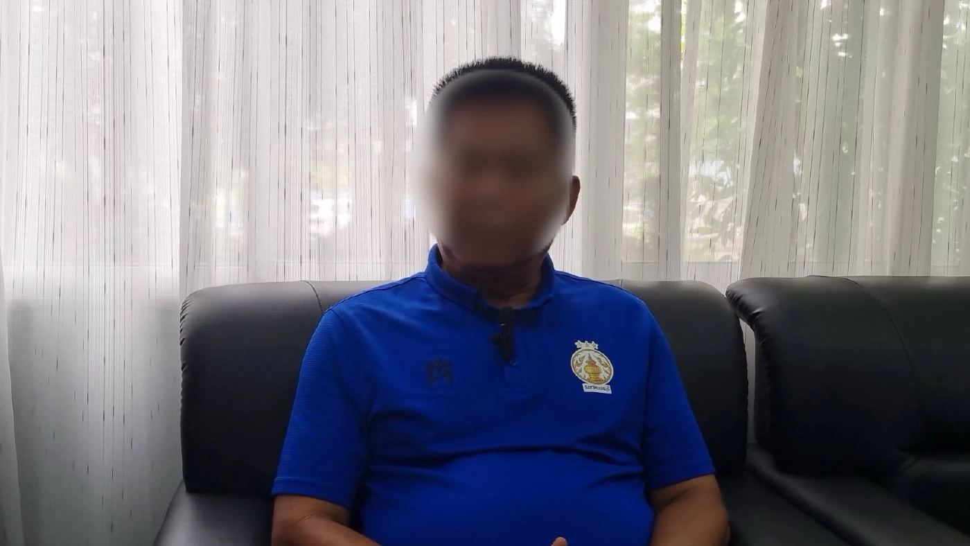 นายปราโมทย์ ผอ.โรงเรียน