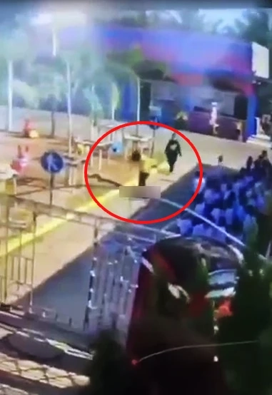 จันทร์นี้รู้เรื่อง! "ผู้ว่าฯ สตูล" สั่งสอบ "ครูเหยียบคอ ด.ช. 4 ขวบ"