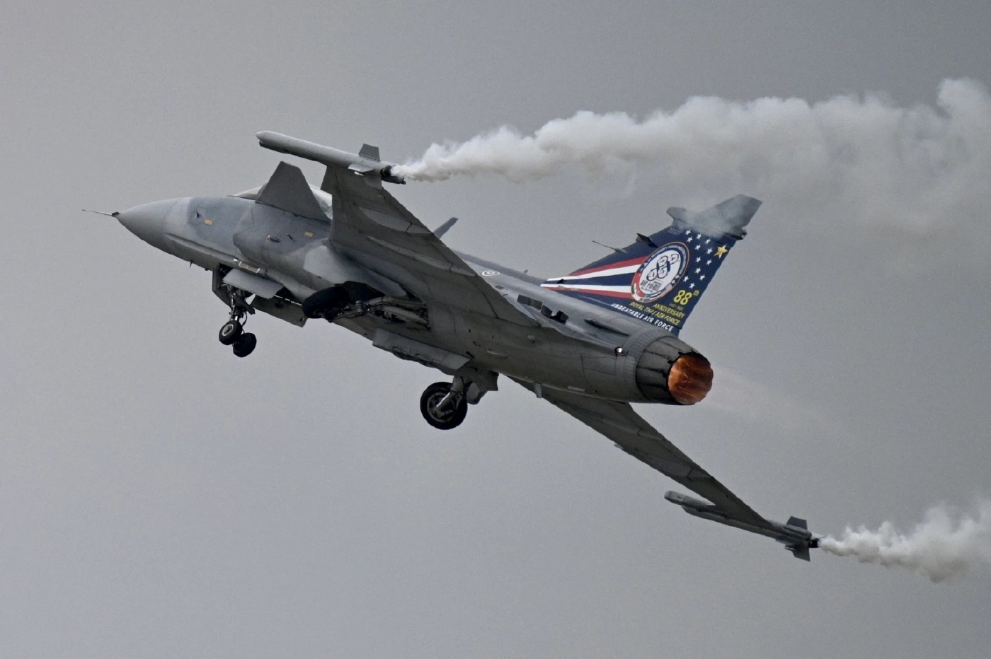 เแอร์โชว์ฉลองครบ 88 ปี ทอ.สุดอลังการ ปชช.ครึ่งแสนลงทะเบียนเข้าชม