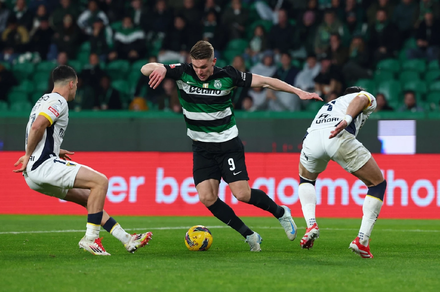 "แมนฯ ยูไนเต็ด" เล็ง 4 กองหน้าเสริมทัพซัมเมอร์นี้