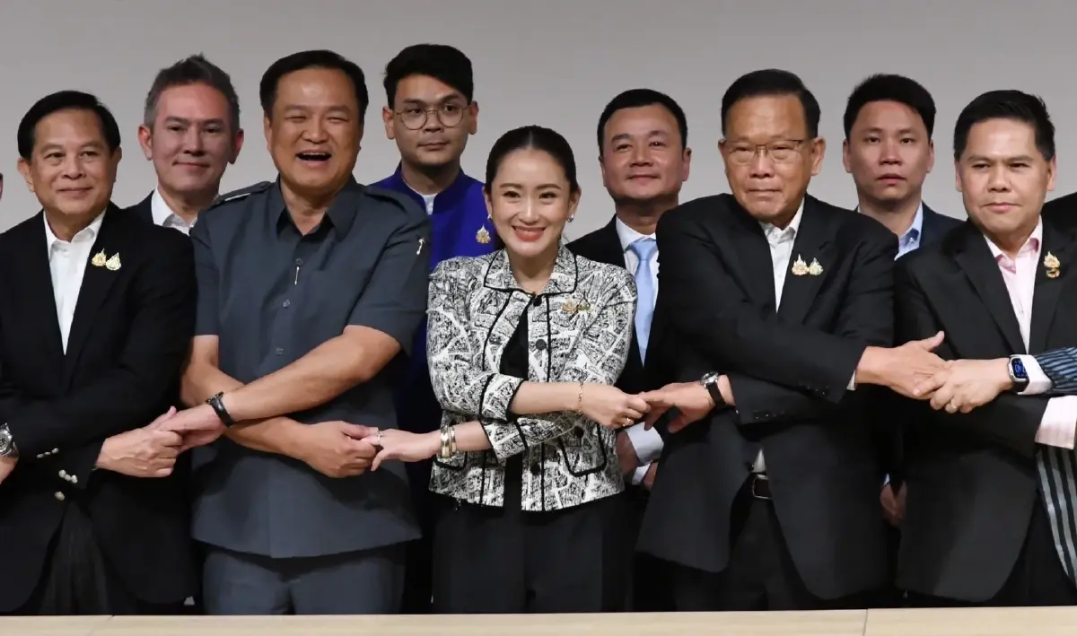 ความมั่นคงปัญหาใหญ่ จุดเสี่ยงเพื่อไทย จุดตายศึกซักฟอก