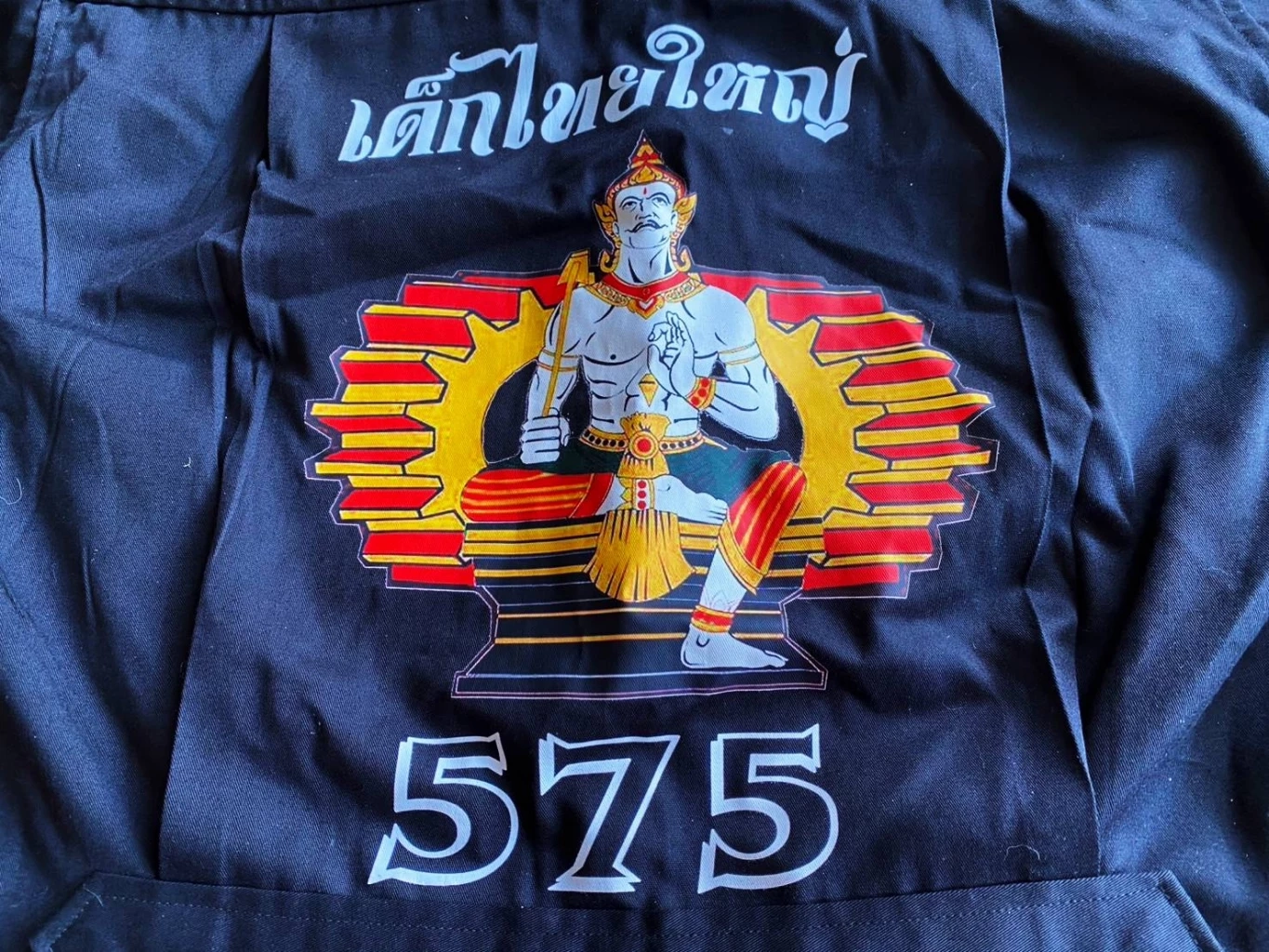 รวบยกแก๊ง "เด็กไทยใหญ่ 575" แทงหนุ่มดับ กลางตลาดประตูเชียงใหม่