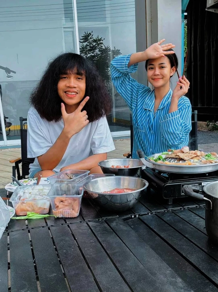 ปลายทางความรัก! เส้นทางรัก 9 ปี "ลำไย ไหทองคำ-ปุ้ย L.กฮ."