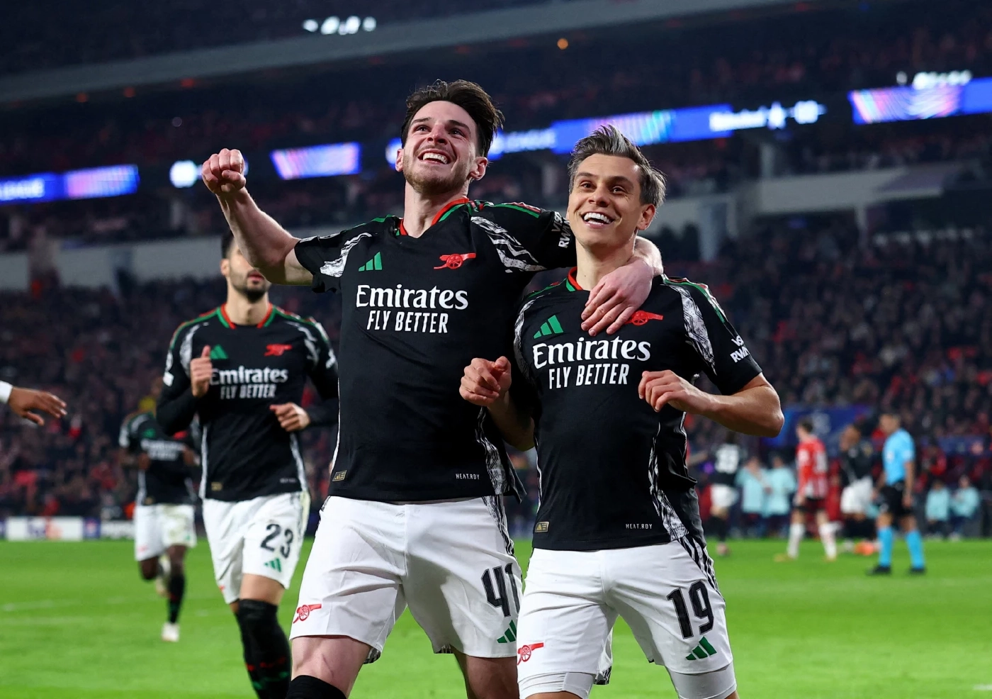 "แมนยู พบ อาร์เซนอล" ศึกพรีเมียร์ลีกคืนนี้ เช็กความพร้อม-ช่องดูบอลสด