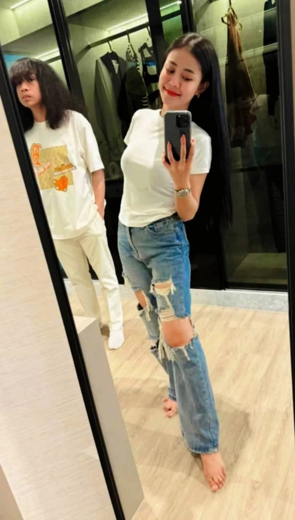 ปลายทางความรัก! เส้นทางรัก 9 ปี "ลำไย ไหทองคำ-ปุ้ย L.กฮ."