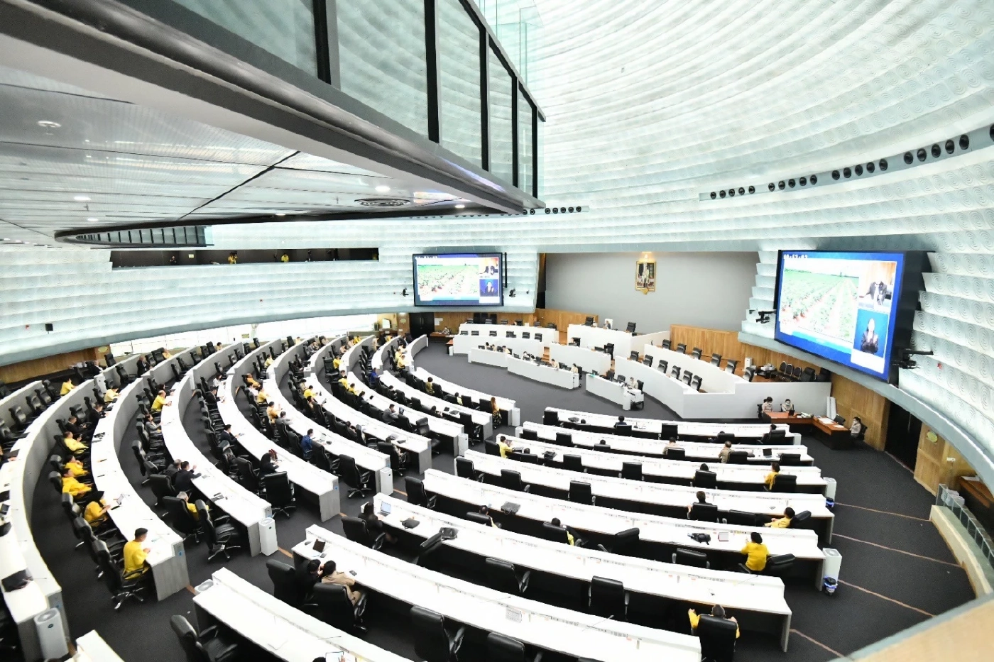 สภาสูง ถล่ม! DSI ถูกการเมืองแทรกแซง-ก้าวก่าย กกต.สอบฮั้ว สว.