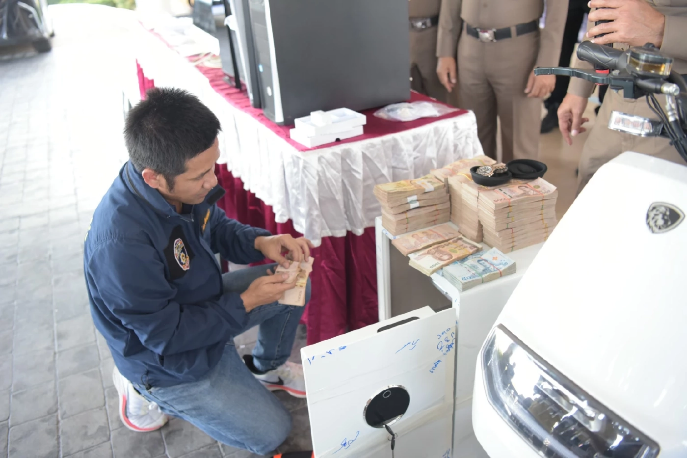 จับเจ้าของเว็บพนันออนไลน์ OTP 55 พบเงินหมุนเวียนปีละ 400 ล้าน