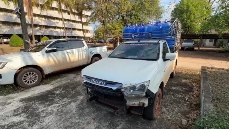 รถกระบะที่ใช้ก่อเหตุ