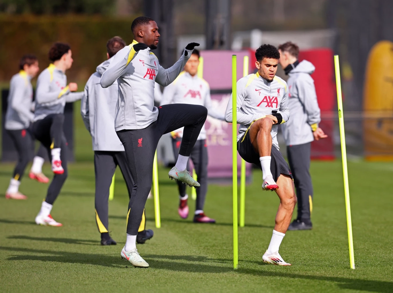 "เปแอสเช พบ ลิเวอร์พูล" ยูฟ่า แชมเปียนส์ลีก คืนนี้ เช็กความพร้อม-ช่องดูบอลสด