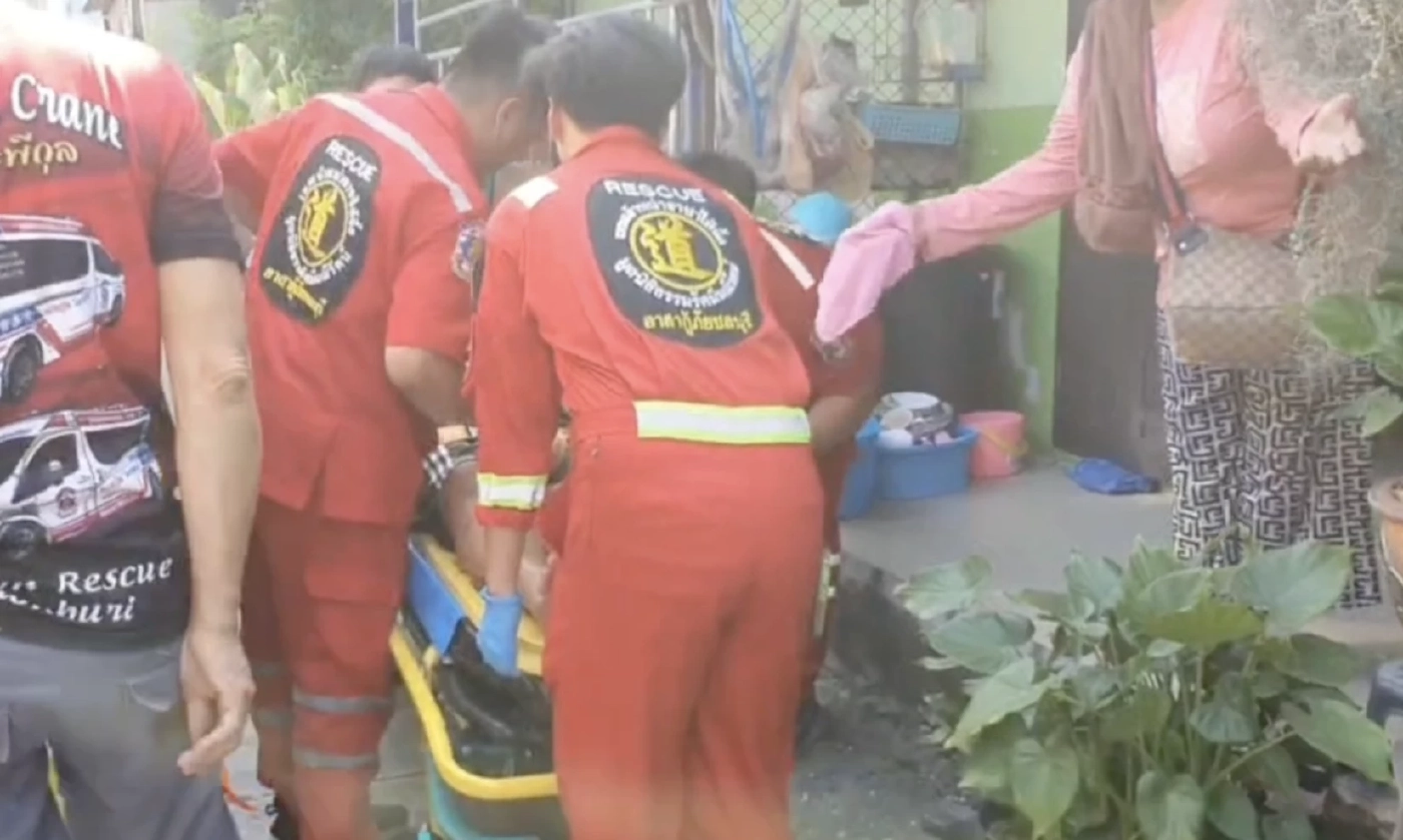 ไม่พอใจเมียให้กินข้าวก่อนไปกินเหล้า คว้ามีดแทงคอประชด