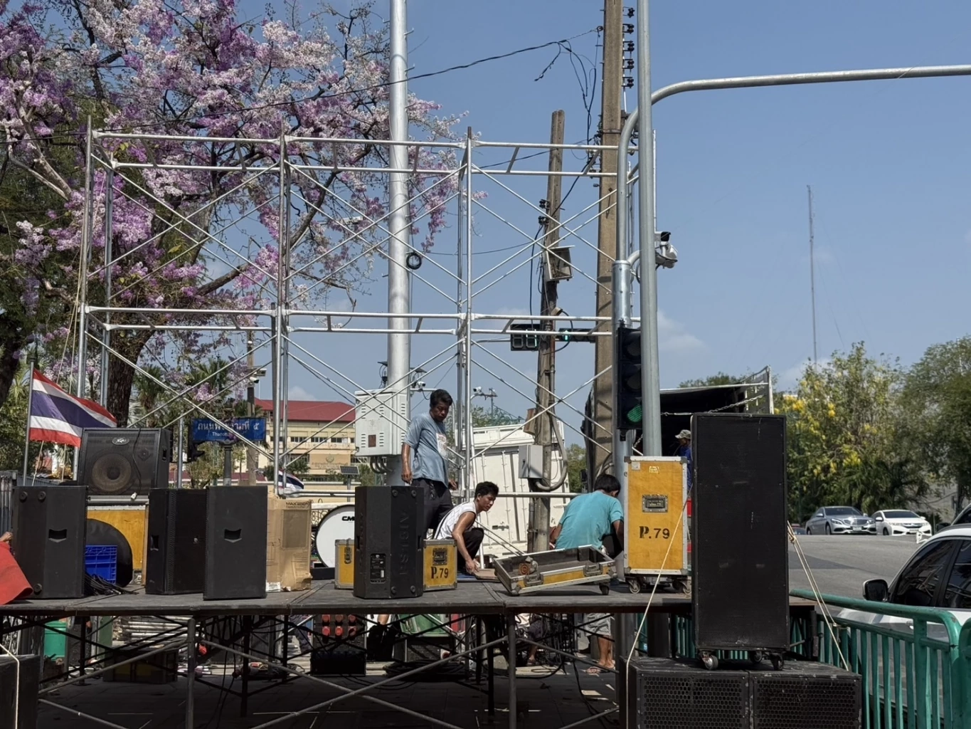 "คปท." นัดชุมนุมค้าน "กาสิโน-พนันออนไลน์" ปักหลักยาว "ทำเนียบฯ"