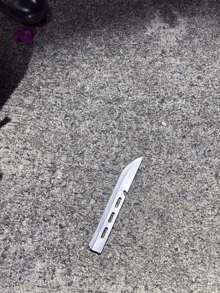 ภูเก็ตโหด แค่ขี่รถ จยย.ตัดหน้ากัน ถึงขั้นปาดคอจะเอาชีวิต