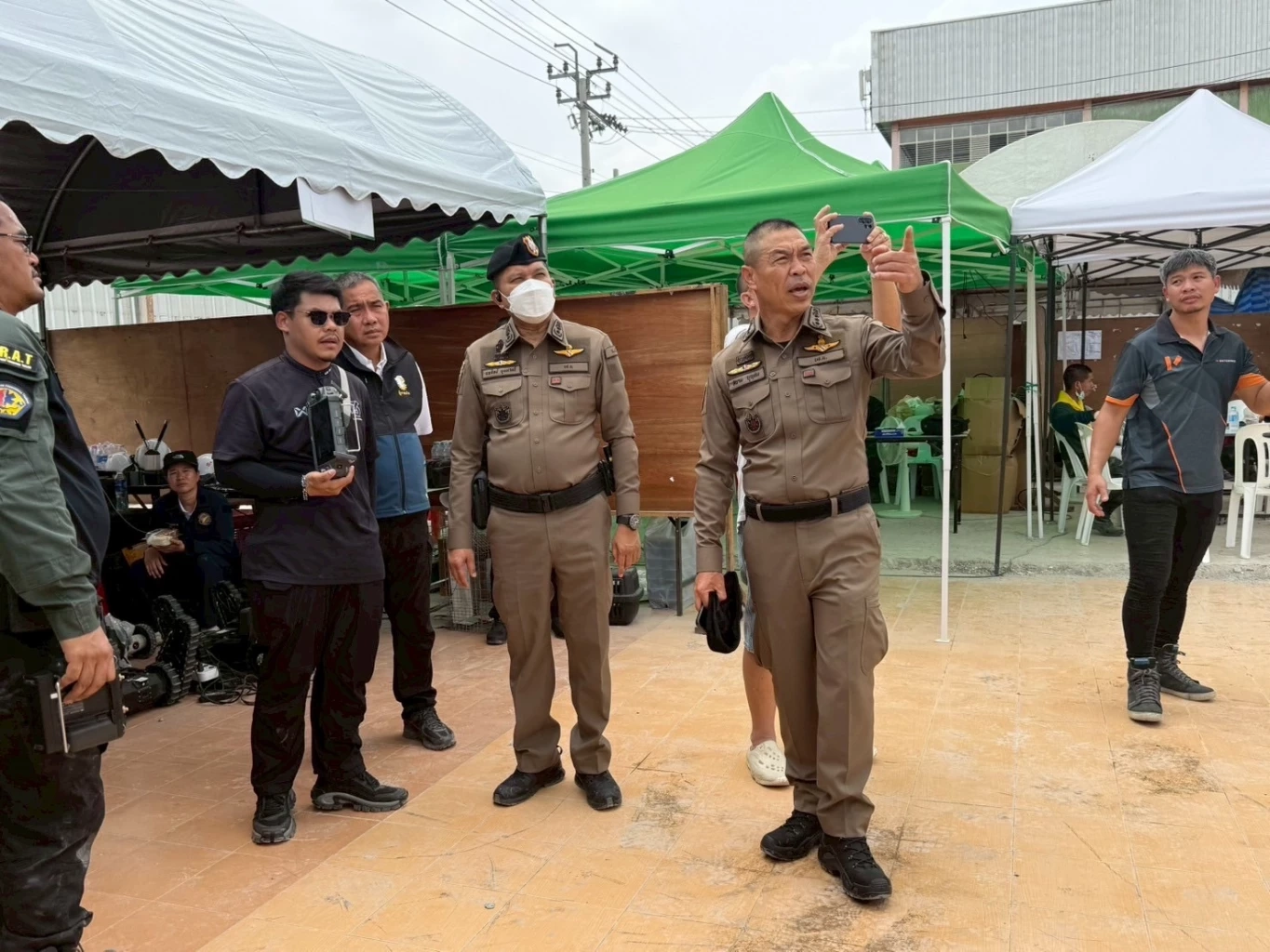 จ่อเอาผิดคนจีน แอบเข้าพื้นที่ตึกถล่ม ขนแฟ้มเอกสาร 32 รายการออกมา