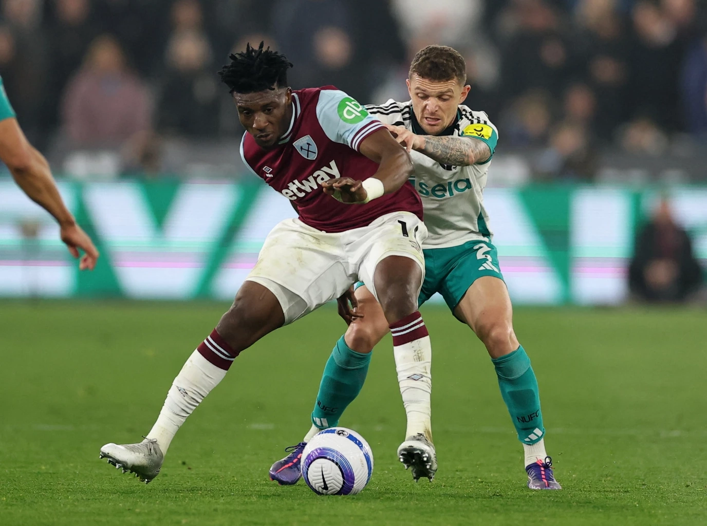 เก็บตก พรีเมียร์ลีก "นิวคาสเซิ่ล" เฉือน "เวสต์แฮม" พร้อมตารางคะแนนล่าสุด