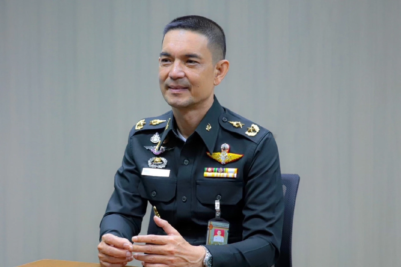 "พลตรี วินธัย สุวารี" โฆษกกองทัพบก