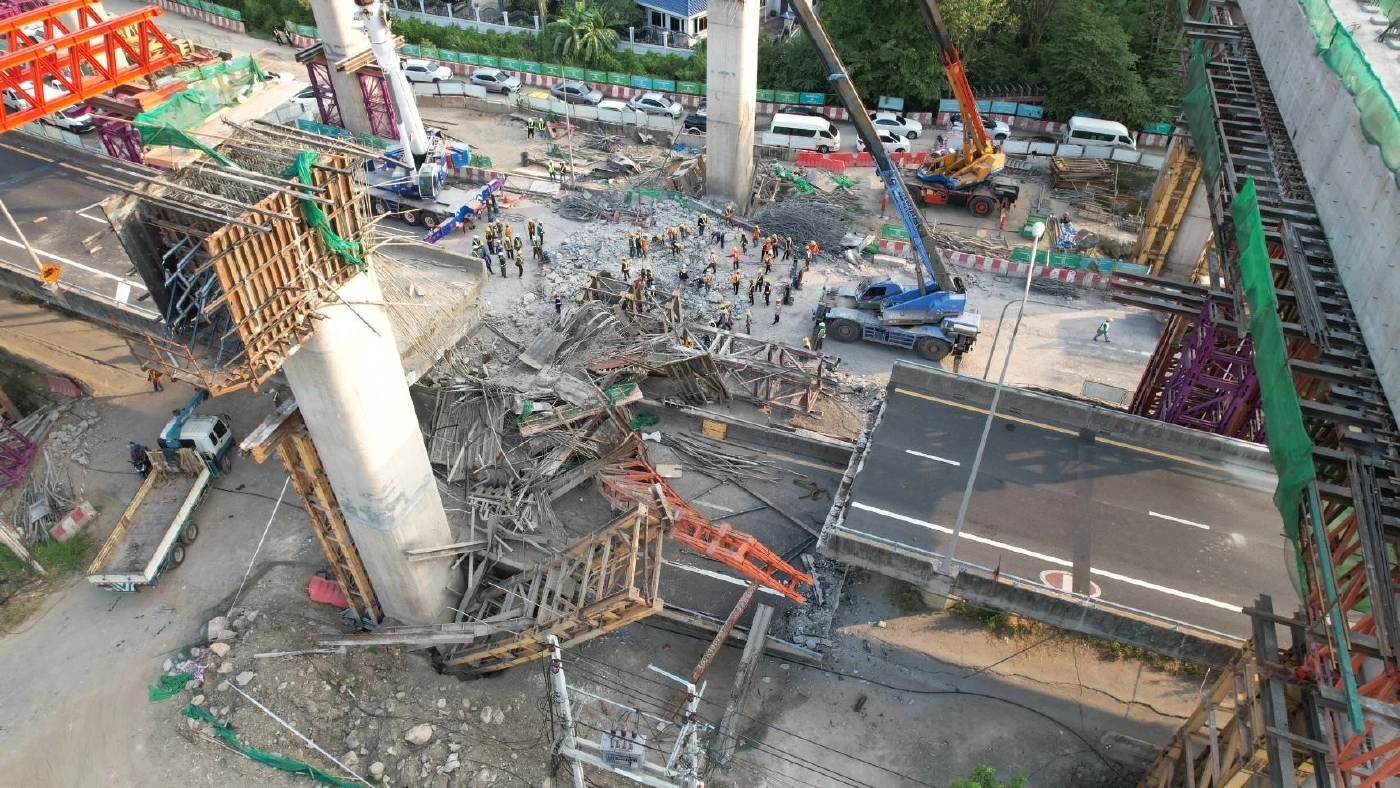 คานถล่มพระราม 2 สมอ.เก็บวัสดุโครงสร้างไปตรวจ มีการทุจริตหรือไม่