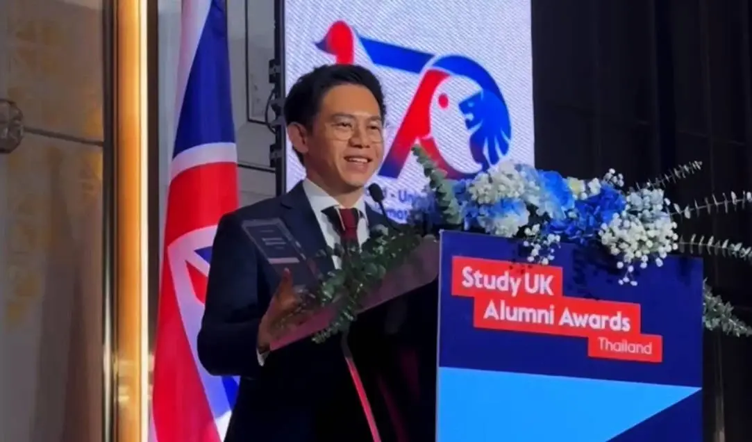 "รศ.ดร.อิสระ" คว้ารางวัล "ศิษย์เก่าสหราชอาณาจักรดีเด่น"