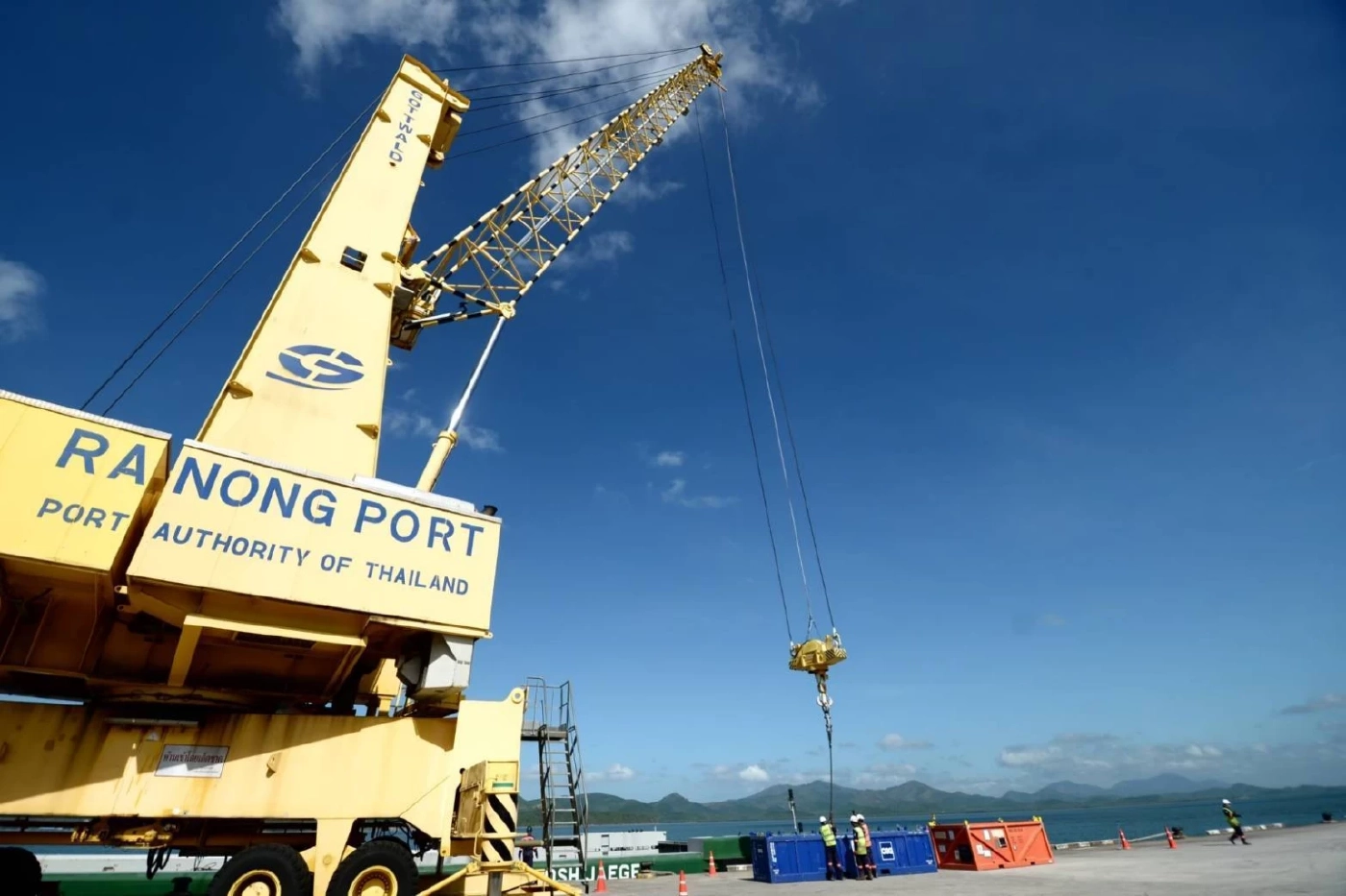 คมนาคมสั่งเพิ่มพื้นที่รับตู้สินค้าท่าเรือระนองดันฮับการค้า