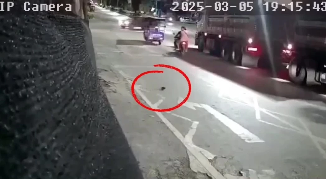 เปิดคลิป! คนร้ายขว้างระเบิด ยะลา-เผากล้อง "สายบุรี - ปะนาเระ"