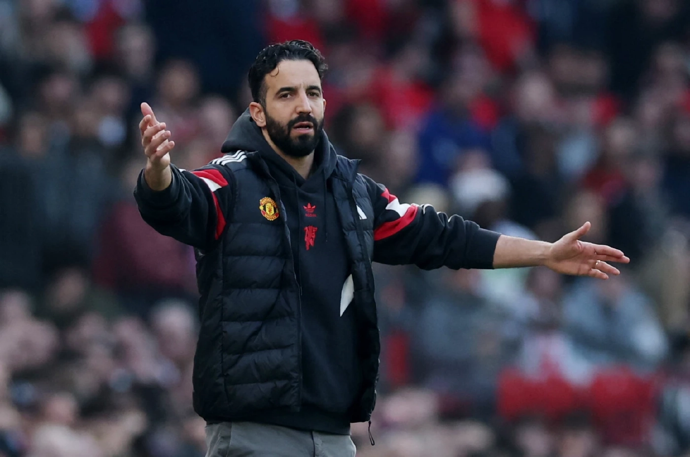 "เซอร์จิม" สับแข้ง "แมนยู" ค่าเหนื่อยเกินฝีเท้า พร้อมเผยปัญหาและแผนในอนาคต