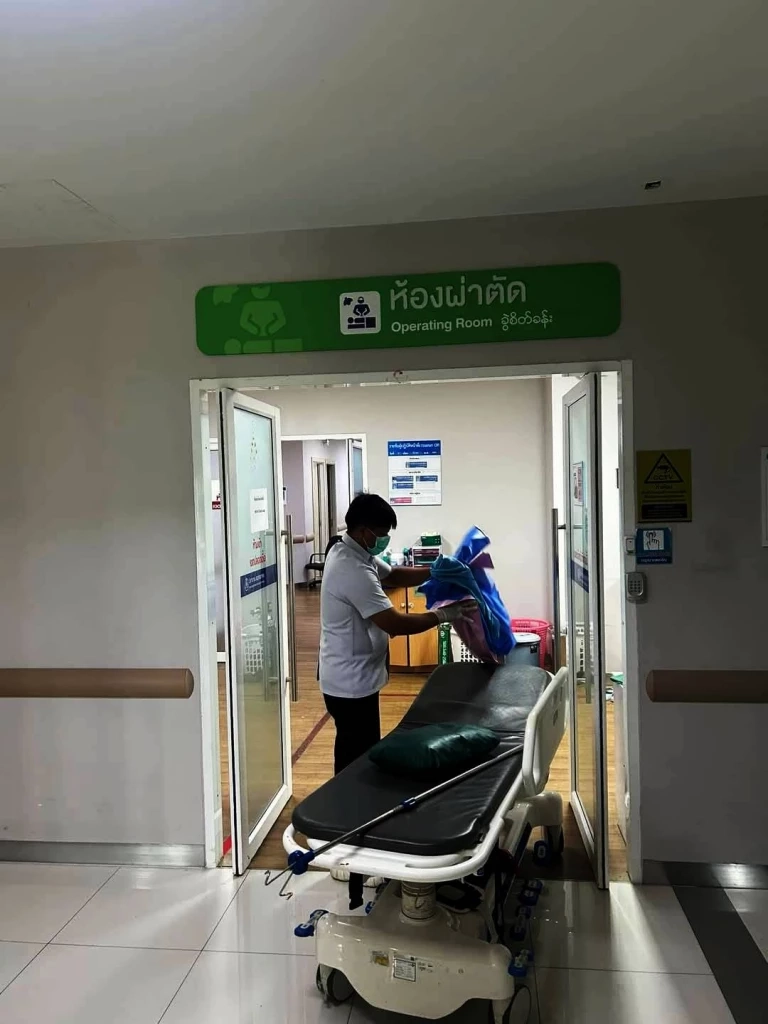 ด่วน! "สส.ณัฐพงษ์" โพสต์ "เหยื่อก้อนปูนยักษ์พระราม 2 ร่วงทะลุกระจกรถ" สาหัสตับฉีก