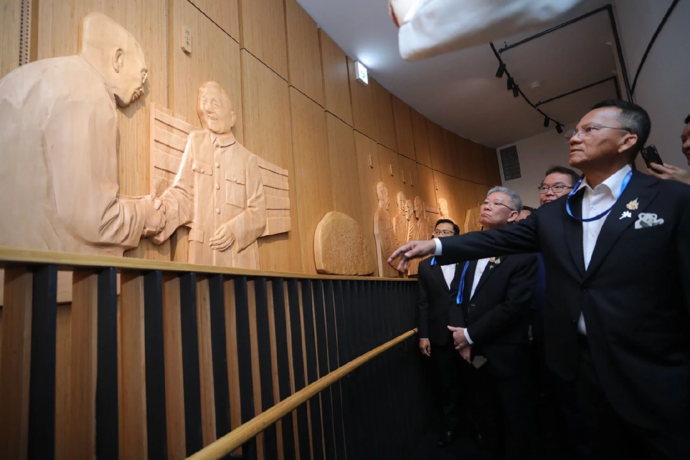 "สมศักดิ์" ดูงานประเทศชั้นนำของโลก ในงาน Expo 2025 Osaka