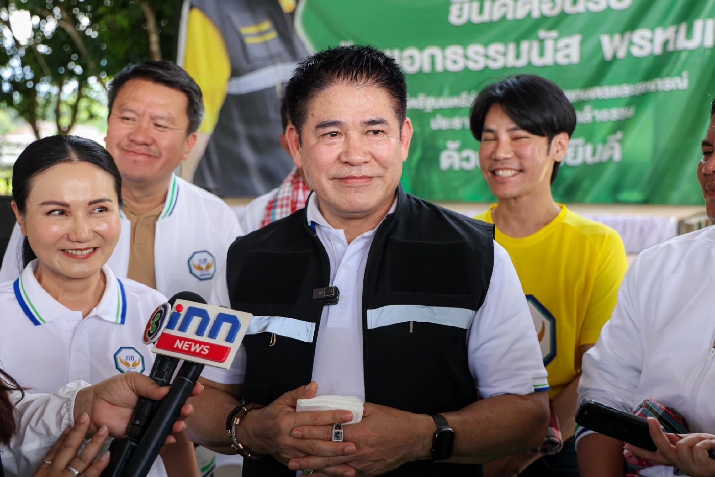 ร.อ.ธรรมนัส พรหมเผ่า ประธานที่ปรึกษาพรรคกล้าธรรม 