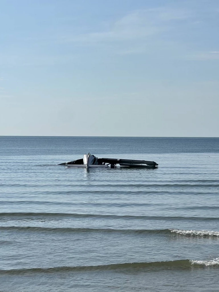 ผบ.ตร.รุดตรวจเหตุเครื่องบินเล็กตกทะเลชะอำ เสียชีวิตยกลำ 6 นาย