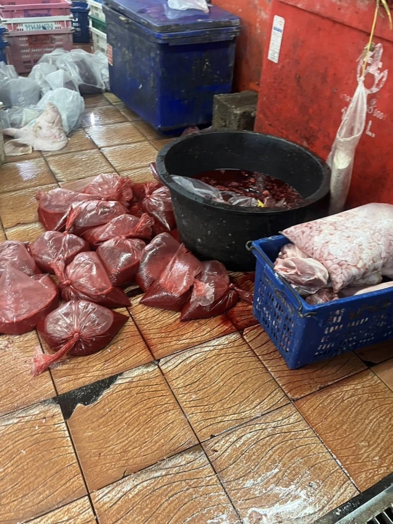 ปทส.ร่วมปศุสัตว์ เปิดปฎิบัติการ ล่า! "หมูเถื่อน" ยึดซาก 1.8 ตัน