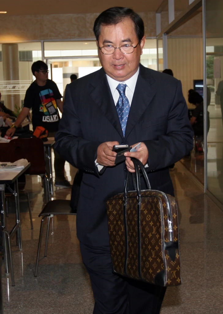  นายทนง พิทยะ อดีตประธานกรรมการบริษัท การบินไทย จำกัด (มหาชน)