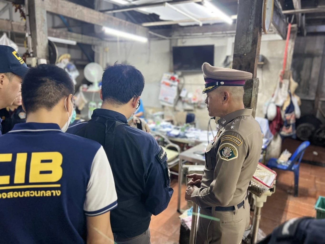 ปทส.ร่วมปศุสัตว์ เปิดปฎิบัติการ ล่า! "หมูเถื่อน" ยึดซาก 1.8 ตัน