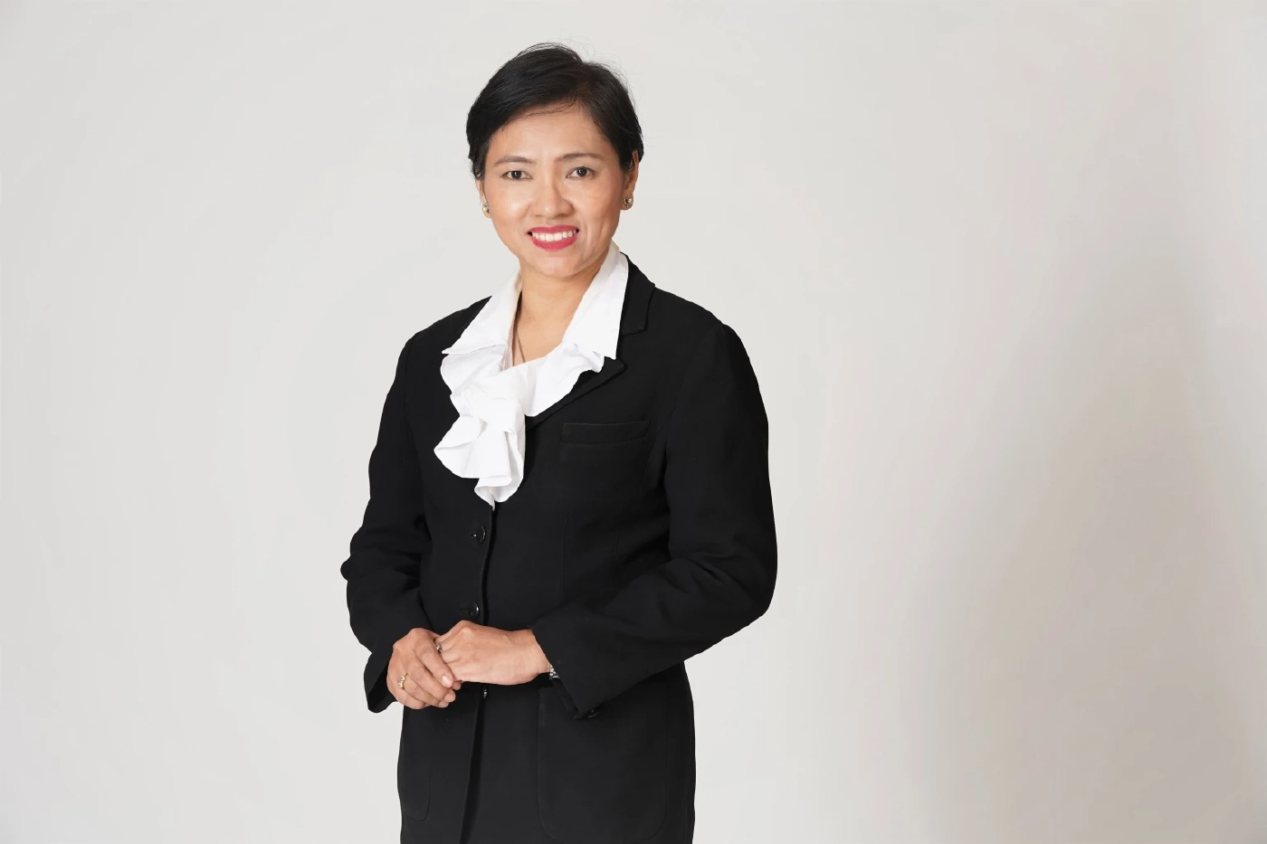 นางสาววิลาสินี บุญมาสูงทรง ผู้ช่วยกรรมการผู้จัดการ บริษัทหลักทรัพย์ โกลเบล็ก จำกัด หรือ GBS