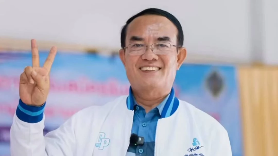 ชินวรณ์ บุณยเกียรติ 