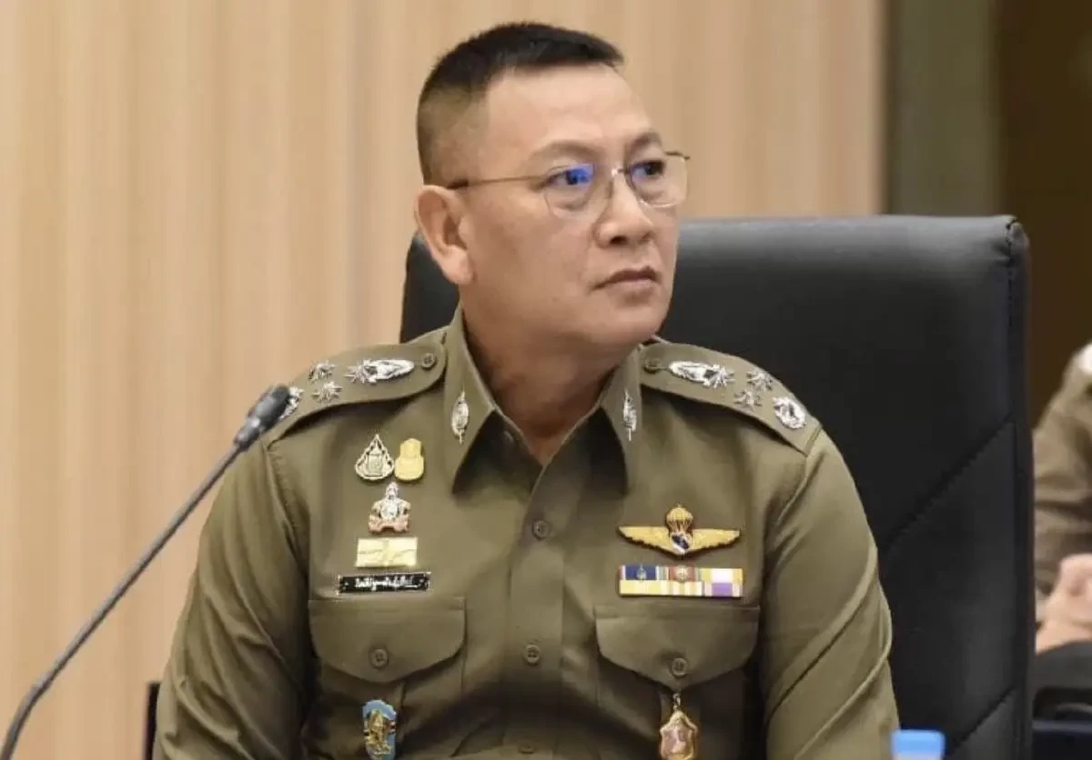 พล.ต.อ.กิตติ์รัฐ พันธุ์เพ็ชร์ ผู้บัญชาการตำรวจแห่งชาติ 