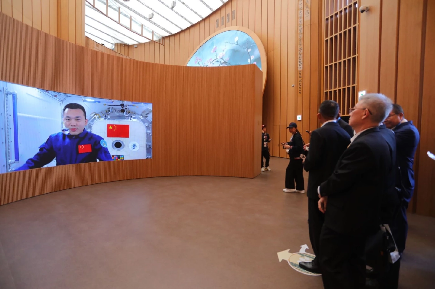 "สมศักดิ์" ดูงานประเทศชั้นนำของโลก ในงาน Expo 2025 Osaka