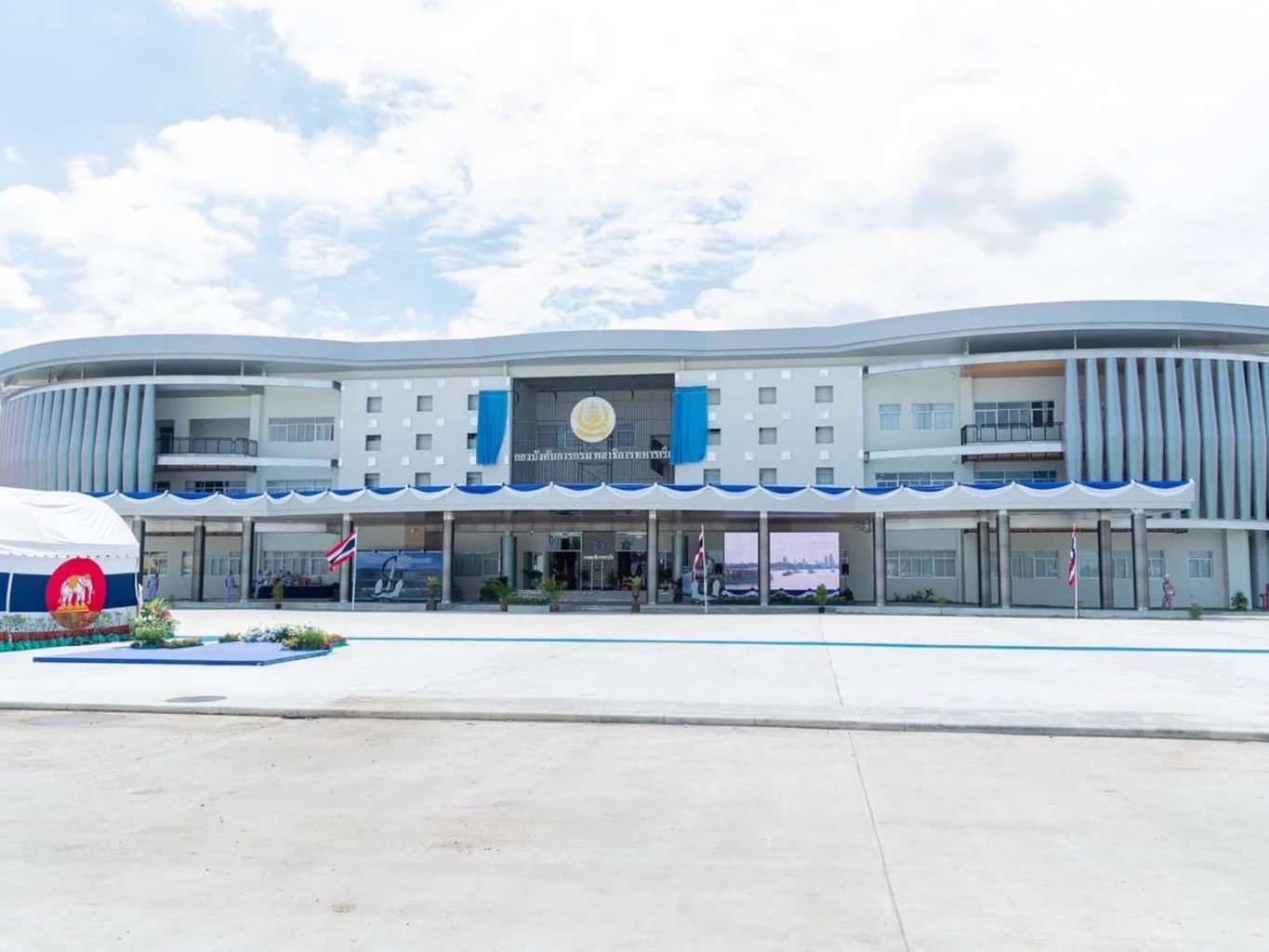 สั่งเช็กด่วน ตึก บก.พลาธิการทหารเรือ ผู้รับเหมาเดียวกับตึก สตง.