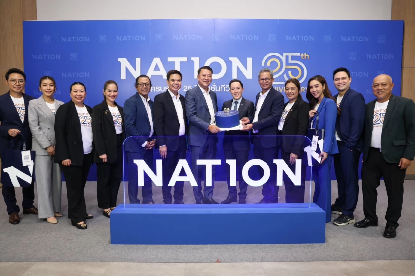 คุณอาทิตย์ นันทวิทยา ประธานเจ้าหน้าที่บริหาร บริษัท เอสซีบี เอกซ์ จำกัด (มหาชน)