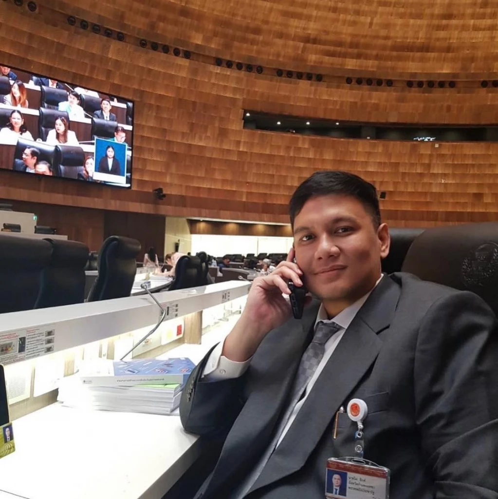 ไผ่ ลิกค์