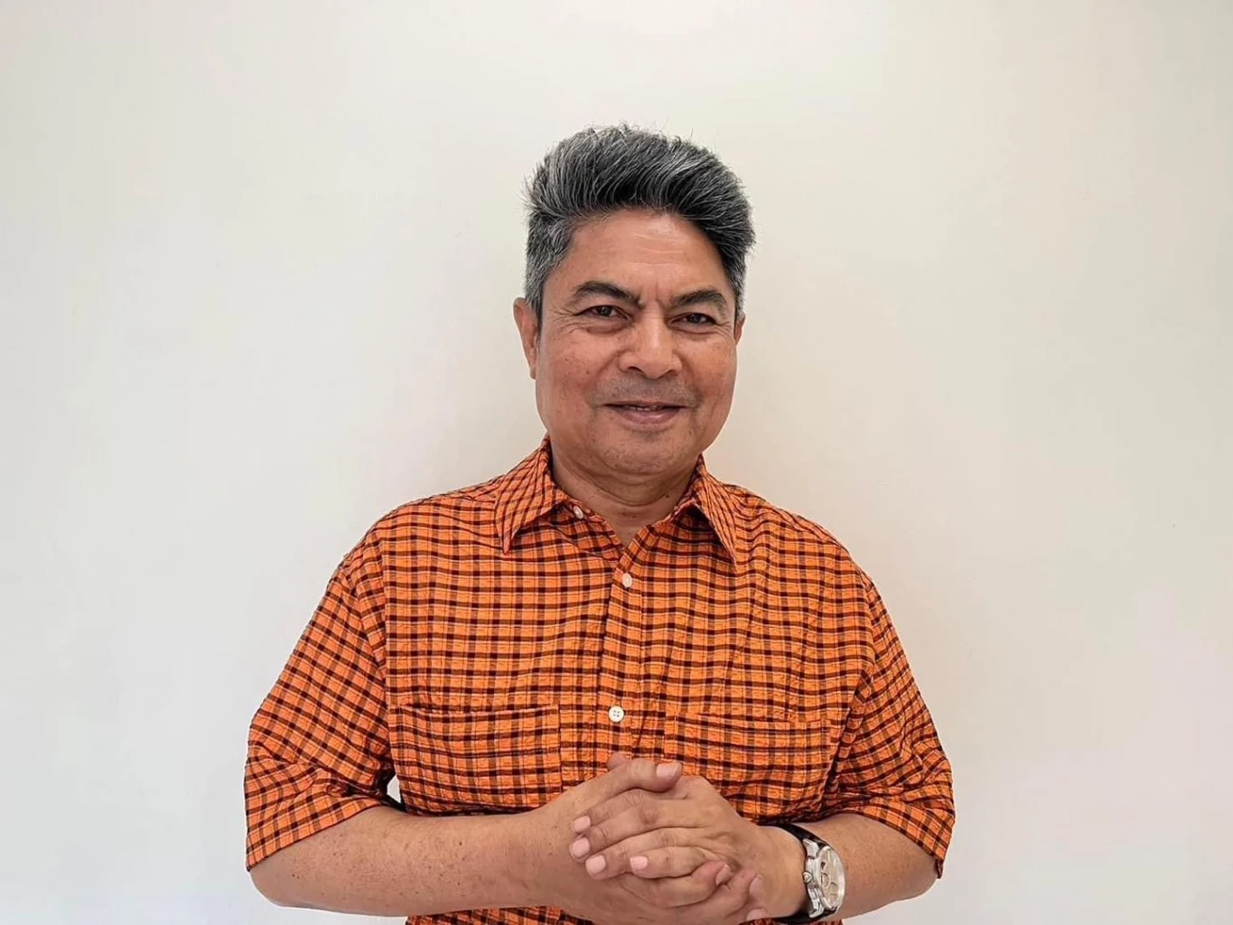 นายเทพไท เสนพงศ์  อดีตสส.นครศรีธรรมราช  พรรคประชาธิปัตย์