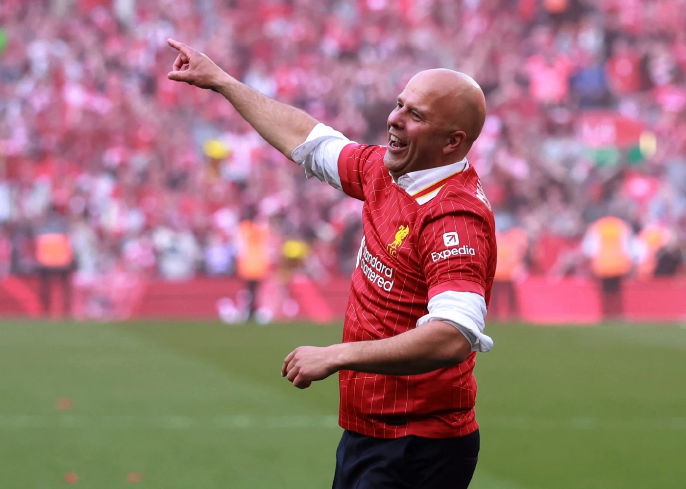 ลิเวอร์พูล 2024/25 จากม้านอกสายตาสู่แชมป์พรีเมียร์ลีก