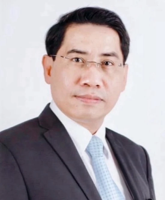 “ดร.ณัฏฐ์” ณัฐวุฒิ วงศ์เนียม นักกฎหมายมหาชน