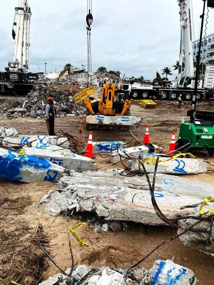 เตรียมฟันหลายข้อหาหนัก "กลุ่มวิศวกร" สร้าง "ตึก สตง." แยกคดีกับ "จนท.สตง."